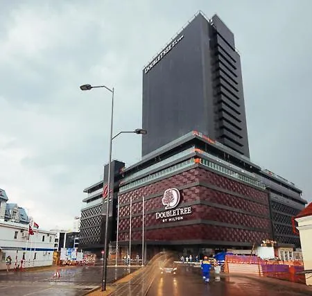 Апартаменти Central Yubileinaya